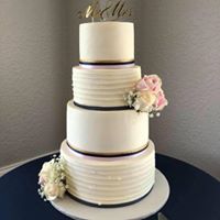 classic wedding cakes